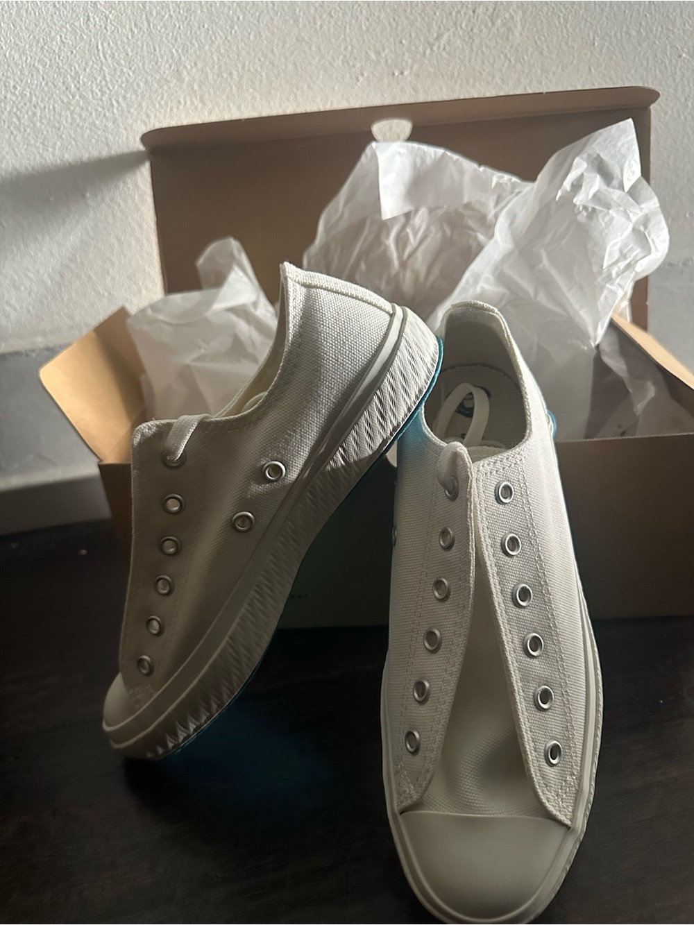 【BRAND NEW 】Shoes like pottery